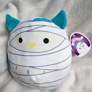 Just in time for Halloween - Squishmallow Winston Owl Mummy (9 inches)